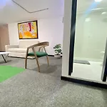 Home76 Apartments