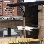 Aparta Estudios Connect Bogota