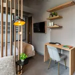 Luxury Flat/Pool/Auto Check In