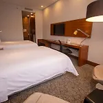 DoubleTree by Hilton Bogota Parque 93