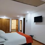 Hotel Breton Hill Parque 93