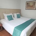 Hotel En Bogota - Fontana Di Trevi