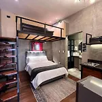 211 Aparta Studio Boutique En Mansion Siglo XIX