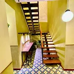 108 Aparta Studio Boutique En Mansion Siglo XIX