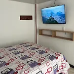 Hermoso Apartamento Cerca Al Aeropuerto!