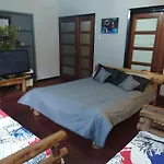 Hospedaje Casa Rojas