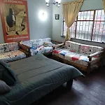 Hospedaje Casa Rojas
