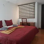 Sector De Corferias , Apartaestudios Y Habitaciones A 5 Cuadras, Embajada Americana 10 Cuadras, Cerca Al Can , G 12 , Universidad Nacional , Aeropuerto A 2 Cuadras Estacion Ciudad Universitaria Marque-Tresdiecisietecincoveintisieteveintiseistreintayu
