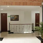 Hotel Real Estación