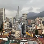 (1902A) - Apto en el Corazón de la Ciudad con Vista Única