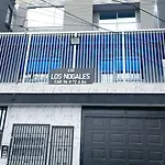 Aparta Hotel Los Nogales , Cerca Al Aeropuerto