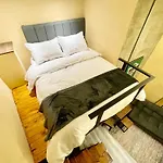 Colonia Suites 722
