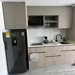 Nuevo Con Confort Y Estilo En Quinta Paredes