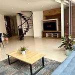 Amplios Duplex 3 Habitaciones Calle 109