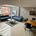Amplios Duplex 3 Habitaciones Calle 109