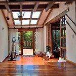 Suites Acogedoras En Hermosa Casa, Sector Exclusivo