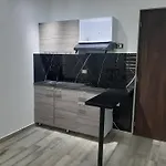 Cerca A La Embajada Apartaestudi