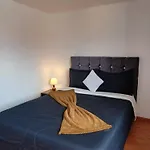 Room In Guest Room - En El Sector De Corferias