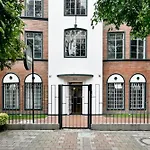 Nova Apartments