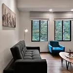 Confortable Loft En Parkway