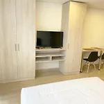 Apartaestudio La Quinta 834