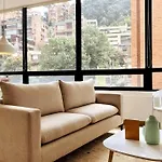 Breathtaking 2 Bedroom In Zona Rosa
