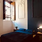2Living Candelaria