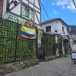 Portelli Hostal Zona G- Para Extranjeros