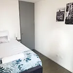 Nuevo Y Centrico Apartamento