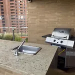 Nuevo Y Centrico Apartamento
