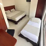 Hotel Dorado Gold Airport