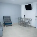 Apartamento De 5 Estrellas Cerca Del Aeropuerto, Wifi, Cowork En Bogota