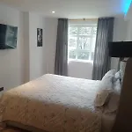 Apartamentos 70A Qc