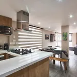 Chic & Cozy 2Br Oasis Bogota City Escape 104