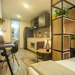 Modern Loft In 85 St
