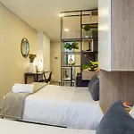 Modern Loft In 85 St