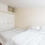 Huge Casa Con Jardin En El Norte Bogota