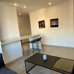 Apto De Dos Habitaciones Zona De La 93