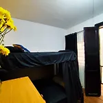 Mico Loco Casa Hostal