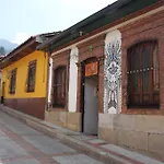 Iku Hostel Backpackers Bogota