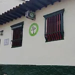 Cedron Hostel