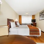 Hotel 51 Plaza