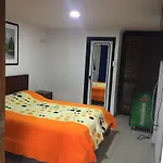 Hotel Su Casa en Kennedy