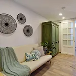 Konrad Suites By Lifeafar