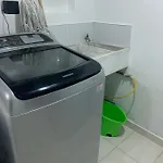 Apto cerca del CC Titan Plaza 102