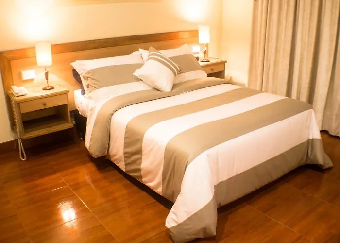 Hotel Charlies Place