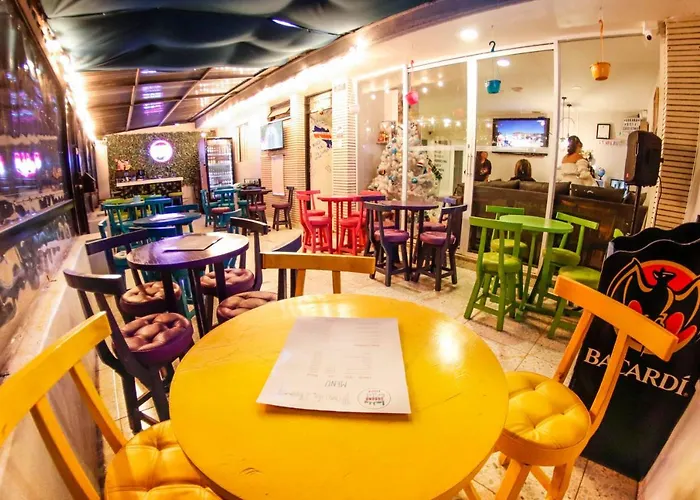 Urbana Hostel
