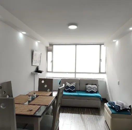 Apartamento Embajada Americana Centro