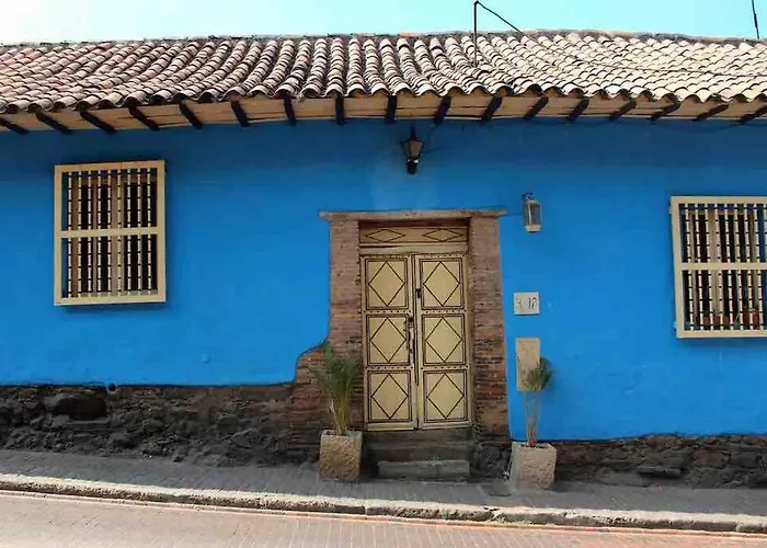 La Casa Azul Del Ventorrillo: Hospedaje Historico