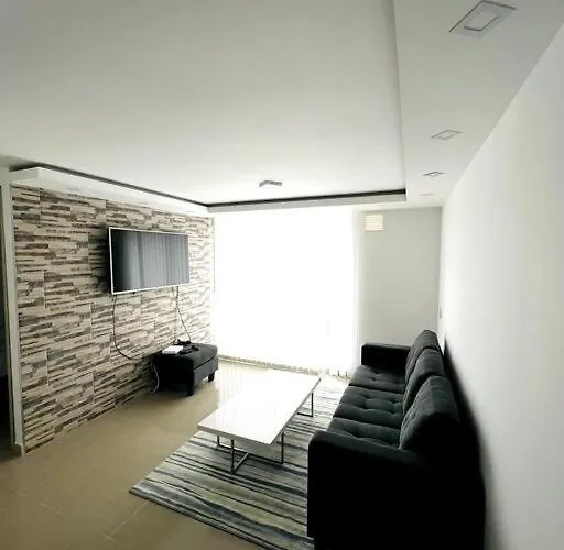 Club House, Apto Para Estrenar